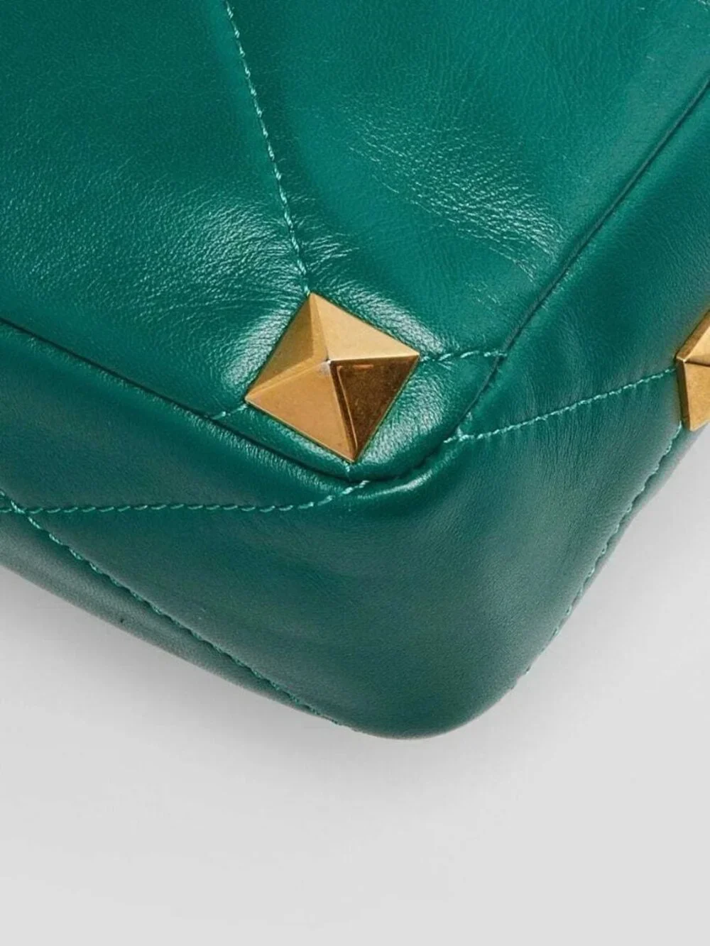 Valentino Jungle Green Nappa Leather Roman Stud Medium Shoulder Bag - Picture 4 of 10